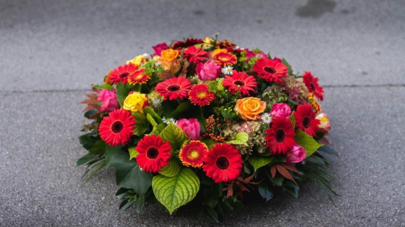 Posies - Brunel Funeral Directors